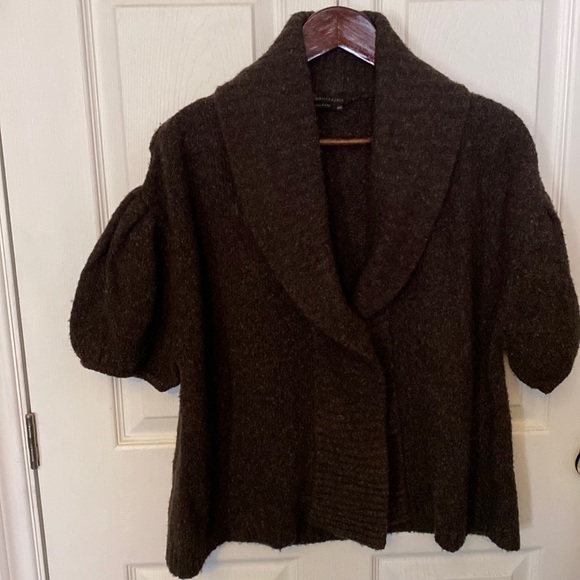 BCBG MaxAzria Cozy Soft Short Sleeve Sweater Cape Relaxed Fit Light Brown Urban - Picture 4 of 10